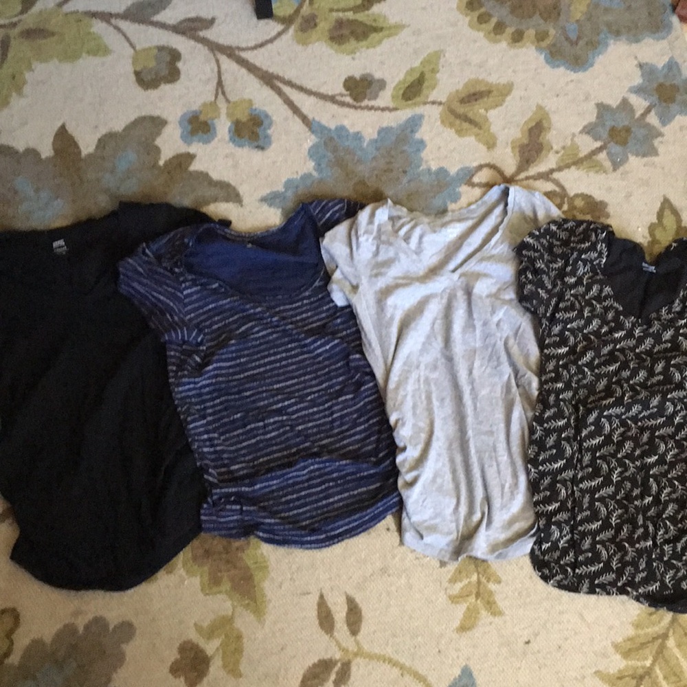 Lot of old navy maternity relaxed t